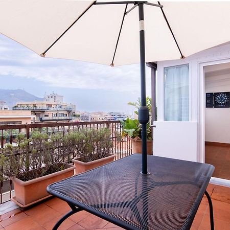 Apartament Eye On The Politeama - L'Occhio Sul Politeama Palermo Zewnętrze zdjęcie